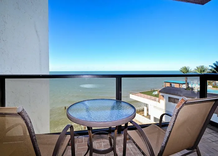 440 West 608 N Waterfront 2 Bedroom 2 Bathroom With Gulf Of Mexico View. 23125 Apartment Clearwater Beach