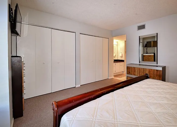 Apartment 440 West 608 N Waterfront 2 Bedroom 2 Bathroom With Gulf Of Mexico View. 23125