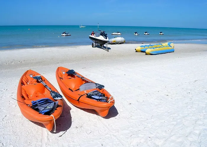 440 West 608 N Waterfront 2 Bedroom 2 Bathroom With Gulf Of Mexico View. 23125 Apartment *